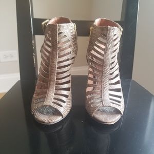 Vince Camuto cage heel
